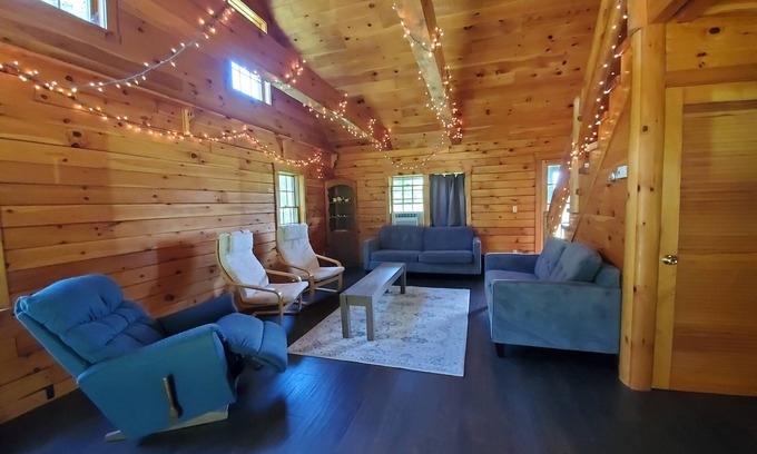 Owego Cabin | Greenwood At Entangled Acres - Log Cabin wWiFi on 16 Acre Animal Sanctuary