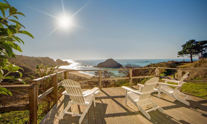Elk House | Greenwood Beach Cottage
