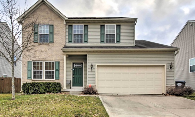 Greenwood House | Greenwood Home: 15 Mi to Indianapolis!