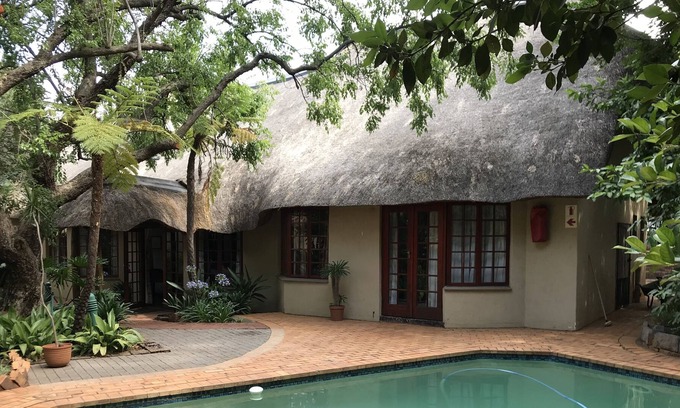 Garsfontein House | Greenwoods invites you to experience country life in the heart of the city.