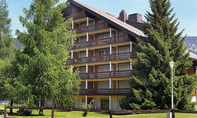 Villars-sur-Ollon Apartment | Grenat 35 by Interhome