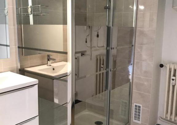 Quartier des Eaux-Claires Apartment | GRENOBLE JOLI APPARTEMENT