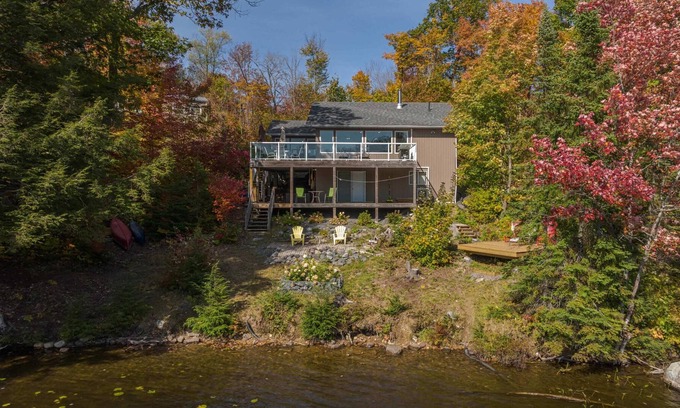 McKellar House | Grey Owl - A Charming family cottage