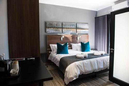 Bloemfontein Bed & Breakfast | @Greys Guesthouse