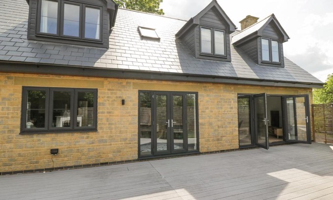 Upton St. Leonards House | Greystones
