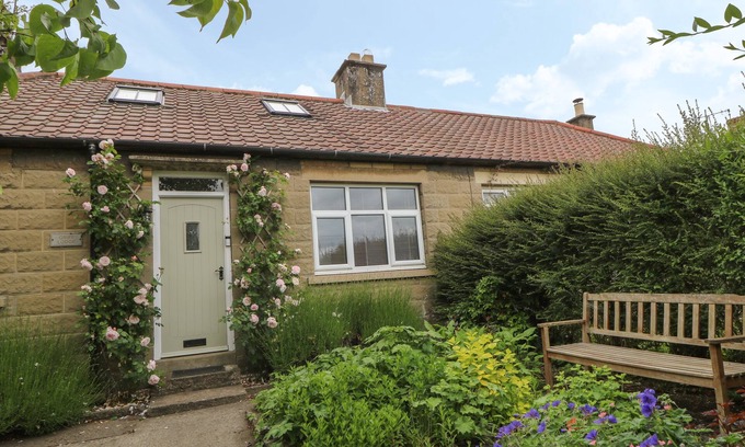 Harome House | GRIFF LODGE, family friendly, with open fire in Harome