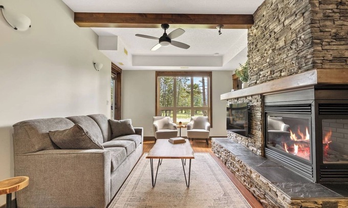 East Kootenay Apartment | Grizzly Springs | Outdoor Pool/Hot Tub | Fireplace