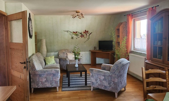 Mainberg Apartment | Großzügige Ferienwohnung in Direkter Lage des Historischen Ortskerns