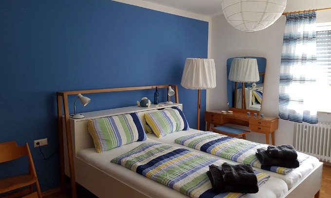 Gundelfingen an der Donau Apartment | Großzügiges 4-Sterne Ferienhaus mit moderner Ausstattung in direkter Flusslage -perfekt für einen Besuch im LEGOLAND