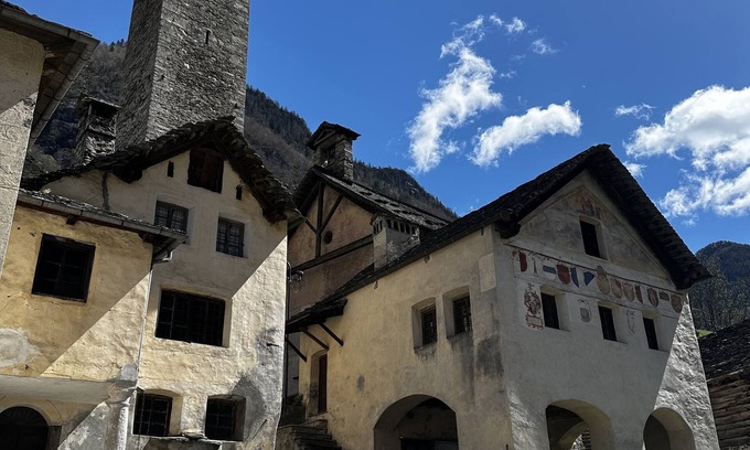 Peccia House | Grosszügiges Ferienhaus für Wildromantischen Urlaub im Val Lavizzara