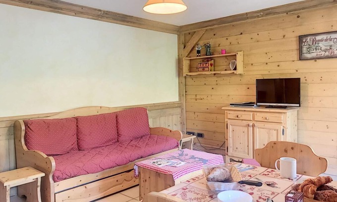 Saint-Martin-de-Belleville Apartment | Ground floor, terrace, tv, ski locker, 35m², Saint Martin de Belleville