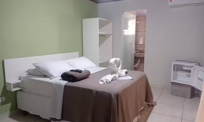 Barra Nova Apartment | Ground floor suite with air conditioning