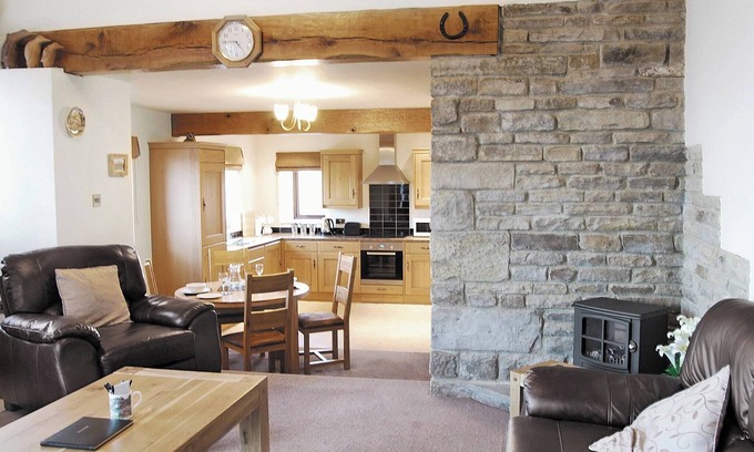 Sutton-in-Craven Cottage | Ground Floor: nOpen plan living space.
