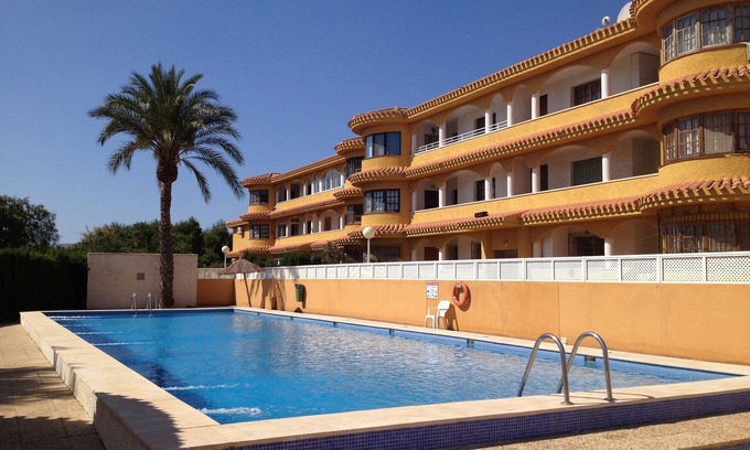 El Algar Apartment | Ground Floor Apartment with 20m private, enclosed key-access-only pool in front