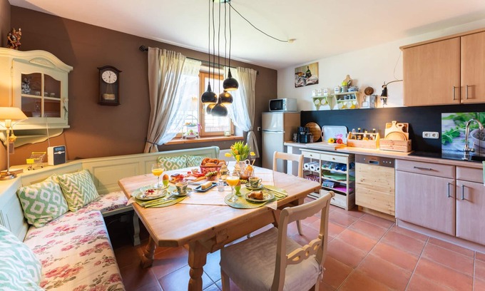 Eggstatt Apartment | Ground floor apartment "Lois" 115sqm, 2 bedrooms, south-facing terrace