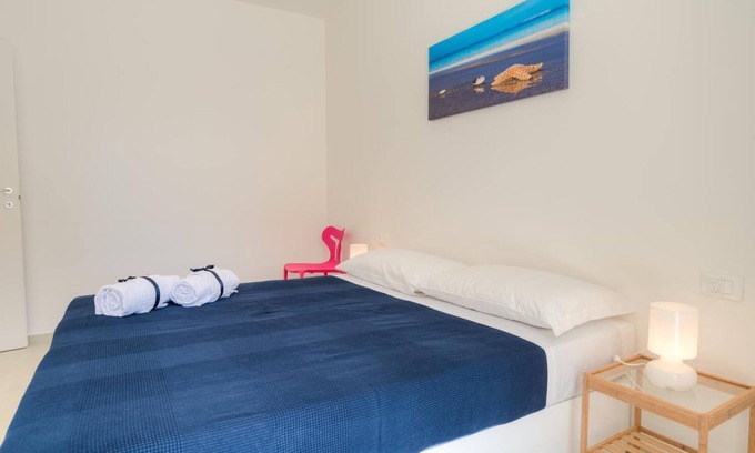 Marina di Ragusa Apartment | Ground floor apartment with three bedrooms