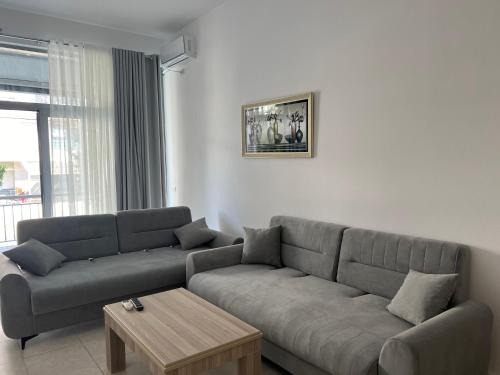 Orikum Apartment | Ground Floor Comfort Suites - Spacious & Modern