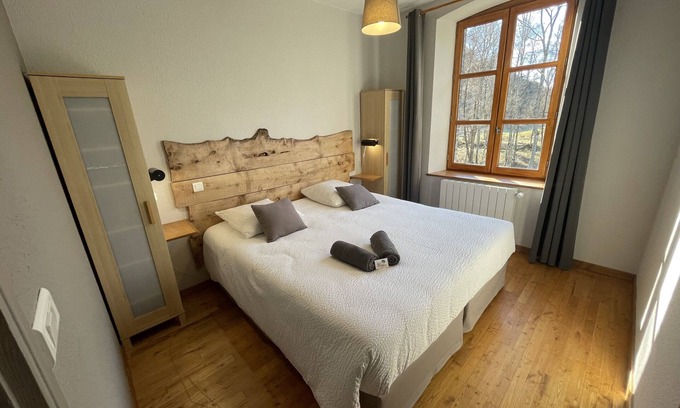 Lafarre House | Ground floor cottage Bealiere