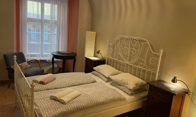 Hradcany Apartment | Ground floor Mala Strana apartment near Charles Bridge