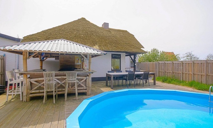 Municipality of Den Helder House | Group accommodation Villa Pakhuys: Cozy and spacious accommodation with private pool in Julianadorp aan Zee