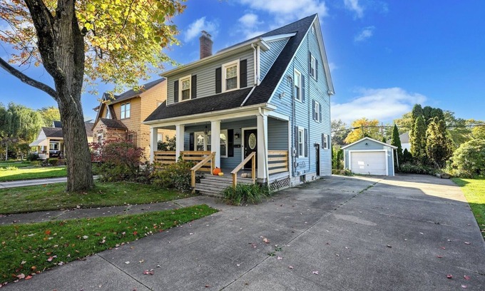 Akron House | Group-Friendly Akron Home — Sleeps 12, Workspaces, BBQ & Chill Zones