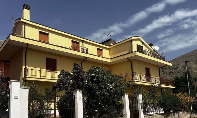 Massa d'Albe House | Group home. Beautiful panorama. Close to local tourist attractions.