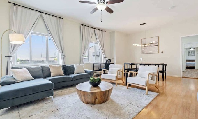 North Bergen Apartment | Group Retreat 15Min > NYC, MetLife, Mall + Free Parking