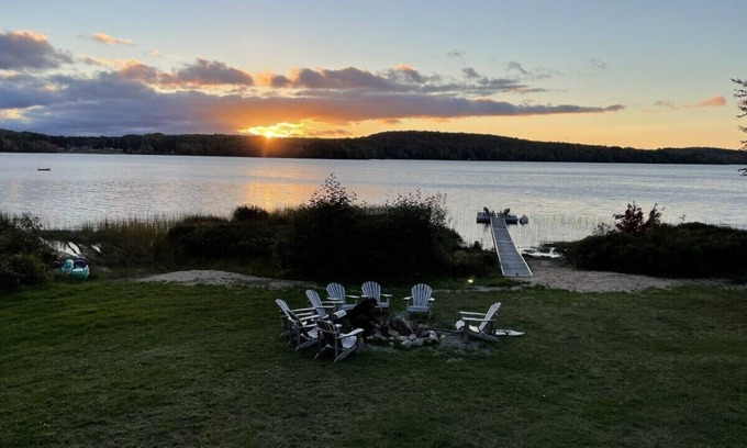 Armour Cottage | *Groups*Families*Couples*Reunions*Celebrations*Anniversaries*Corporate*
