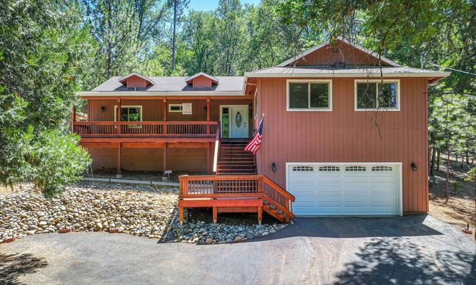 Groveland House | Groveland Vacation Rental Near Pine Mountain Lake!
