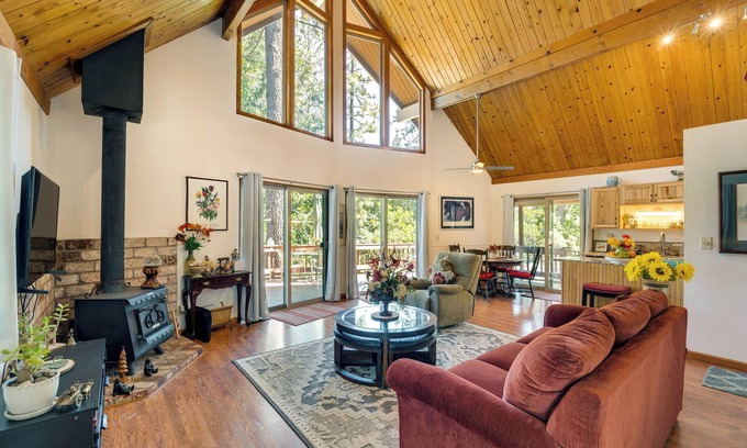 Groveland House | Groveland Vacation Rental ~ 26 Miles to Yosemite!
