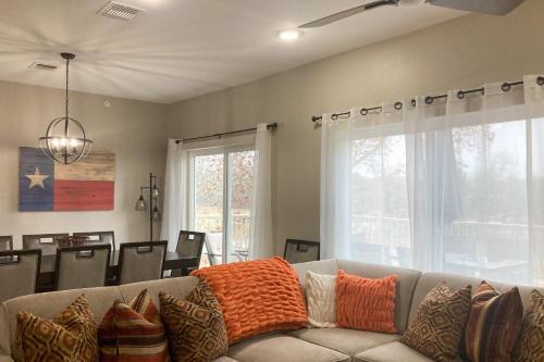 Gruene Apartment | Gruene Luxury on the Guadalupe