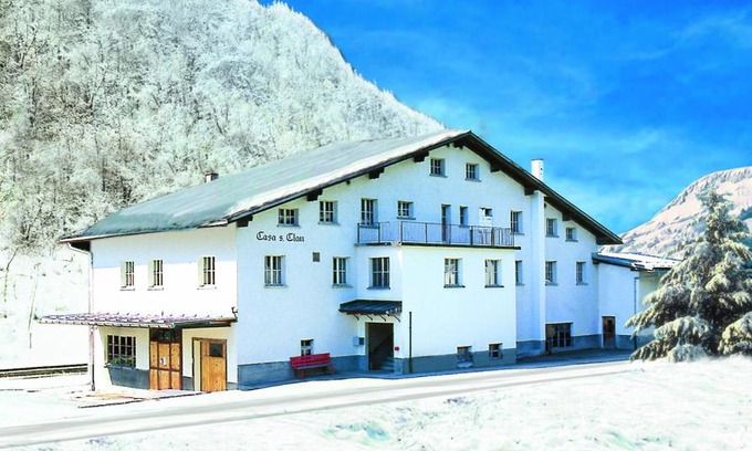 Rueun Hostel | Gruppenhaus S.Clau