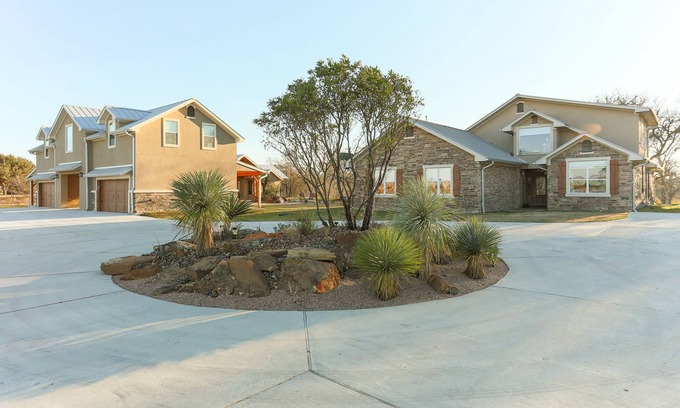 New Braunfels House | Guadalupe River Ranch - Huge waterfront house with private pool on 63 acres.