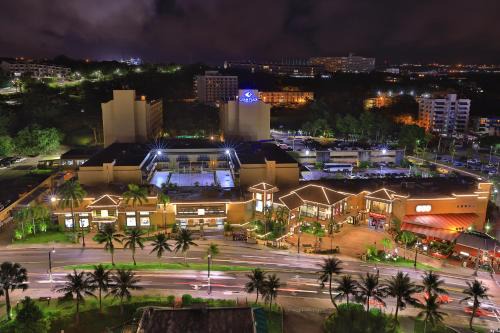 Tumon Hotel | Guam Plaza Resort