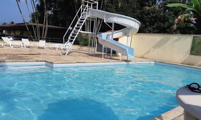 Vila Clais Condo | Guaraciaba gated community house with pool 200m from the sea