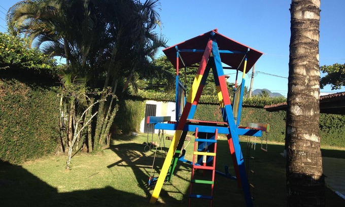 Pontal de Santa Monica House | Guarapari Beach House -Santa Monica Beach-1 suite and 02 single bedrooms