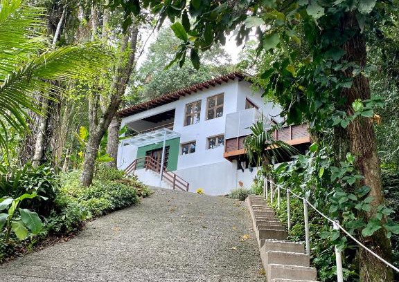 Cidade Jardim Tom House | Guaruja, Private Beach Sao Pedro condomínio Sitio São Pedro