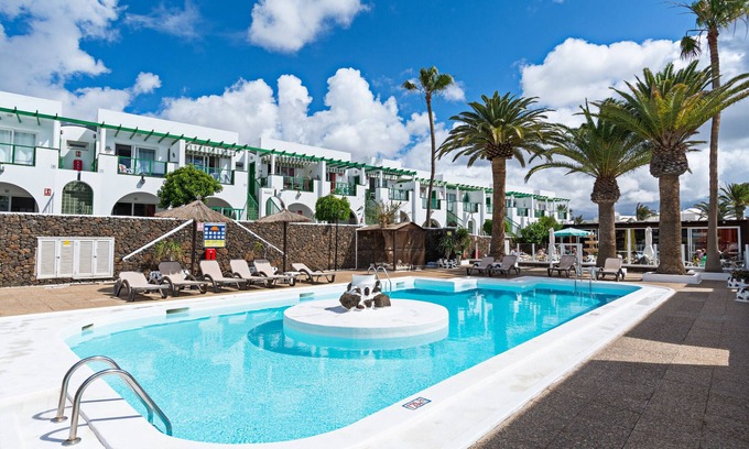 Matagorda Apartment | Guasimeta Duplex - Pool & Balcony