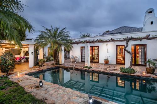 Robertson House | GuBas De Hoek meet eat sleep