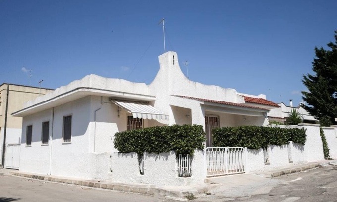 Torre Lapillo Villa | Guess House Villa Bianca