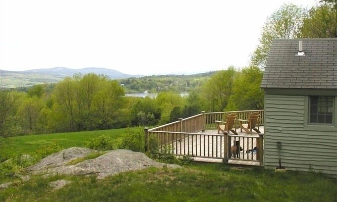 Belmont Cabin | Guest Cabin- a Mountain Get-Away for Relaxation. or Romance