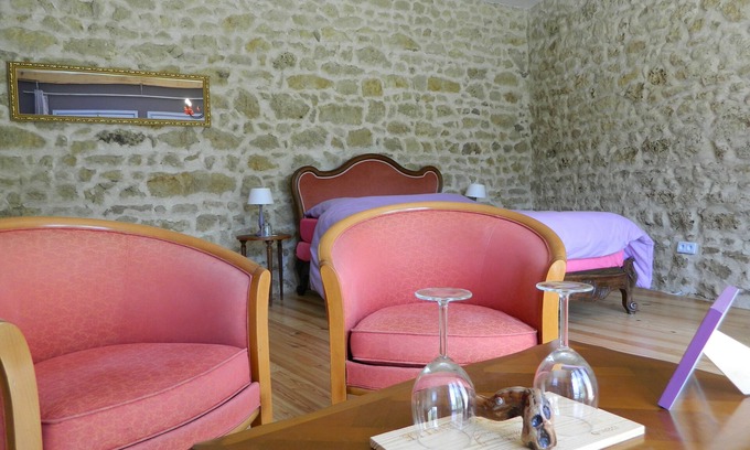 Saint-Seurin-de-Cadourne House | GUEST ROOM THE CHARLOTTE CADOURNAISE