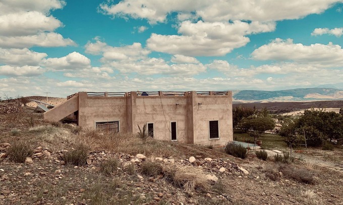 Lalla Takarkoust House | Guest house at the gateway to the Agafay desert
