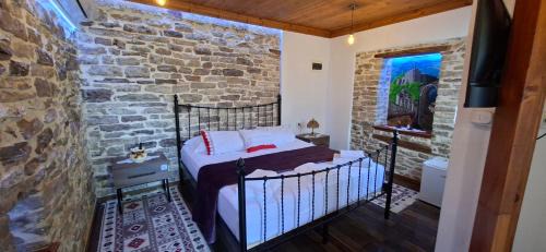 Gjirokaster House | Guest House Bala
