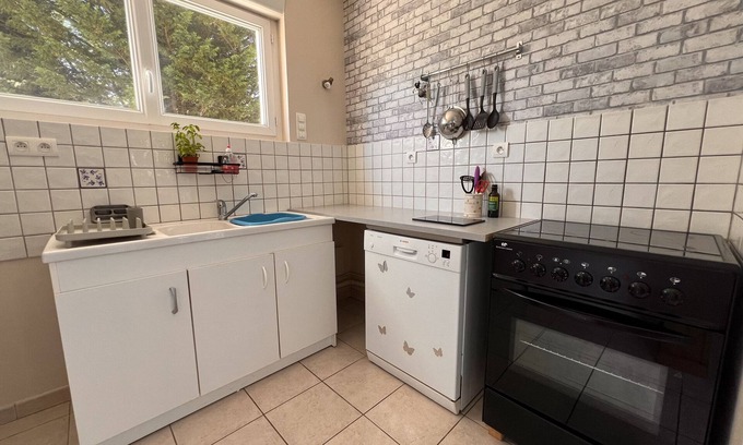 Charente House | Guest House 'Charente Villa Entire Property' with Countryside Views, Private Terrace and Wi-Fi