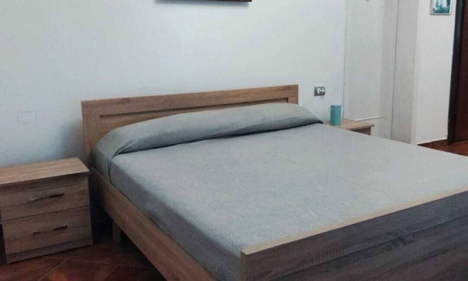 Berat Bed & Breakfast | Guest House Flowers Gemütliche Ferienwohnung in Berat. Haustierfreundlich!