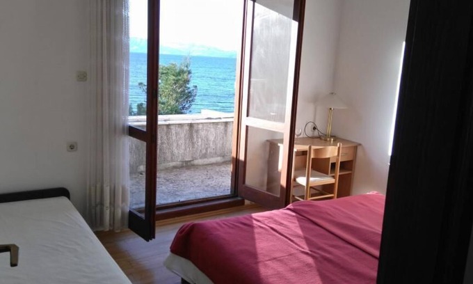Kozarica House | Guest House Hazdovac - Double Room with Balcony and Sea View 3