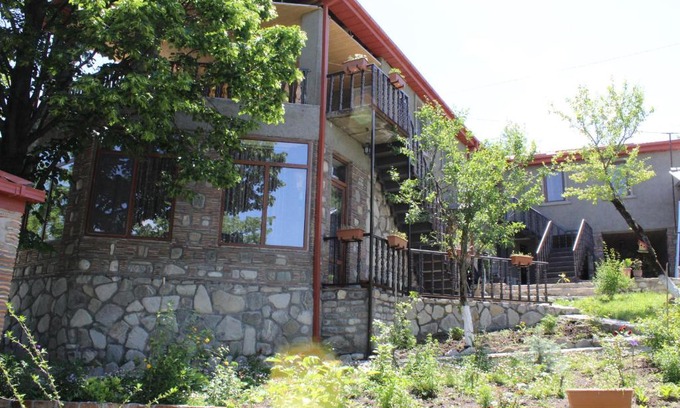 Vedzebi House | Guest House Ilto