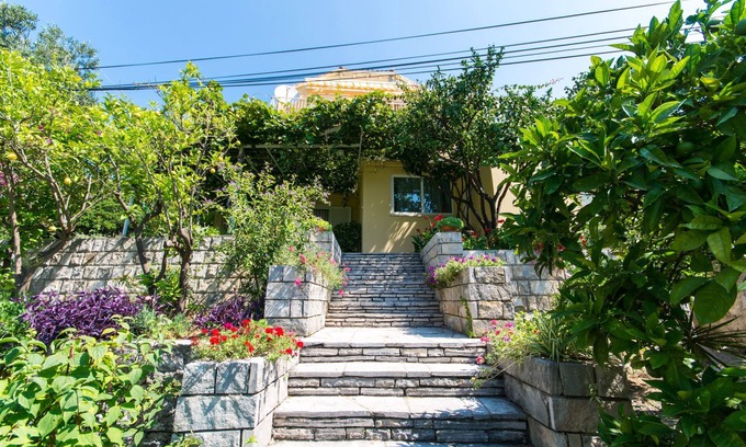 Srebreno House | Guest House Kanjuo