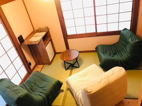 Nishi Ward House | Guest house Mitaki